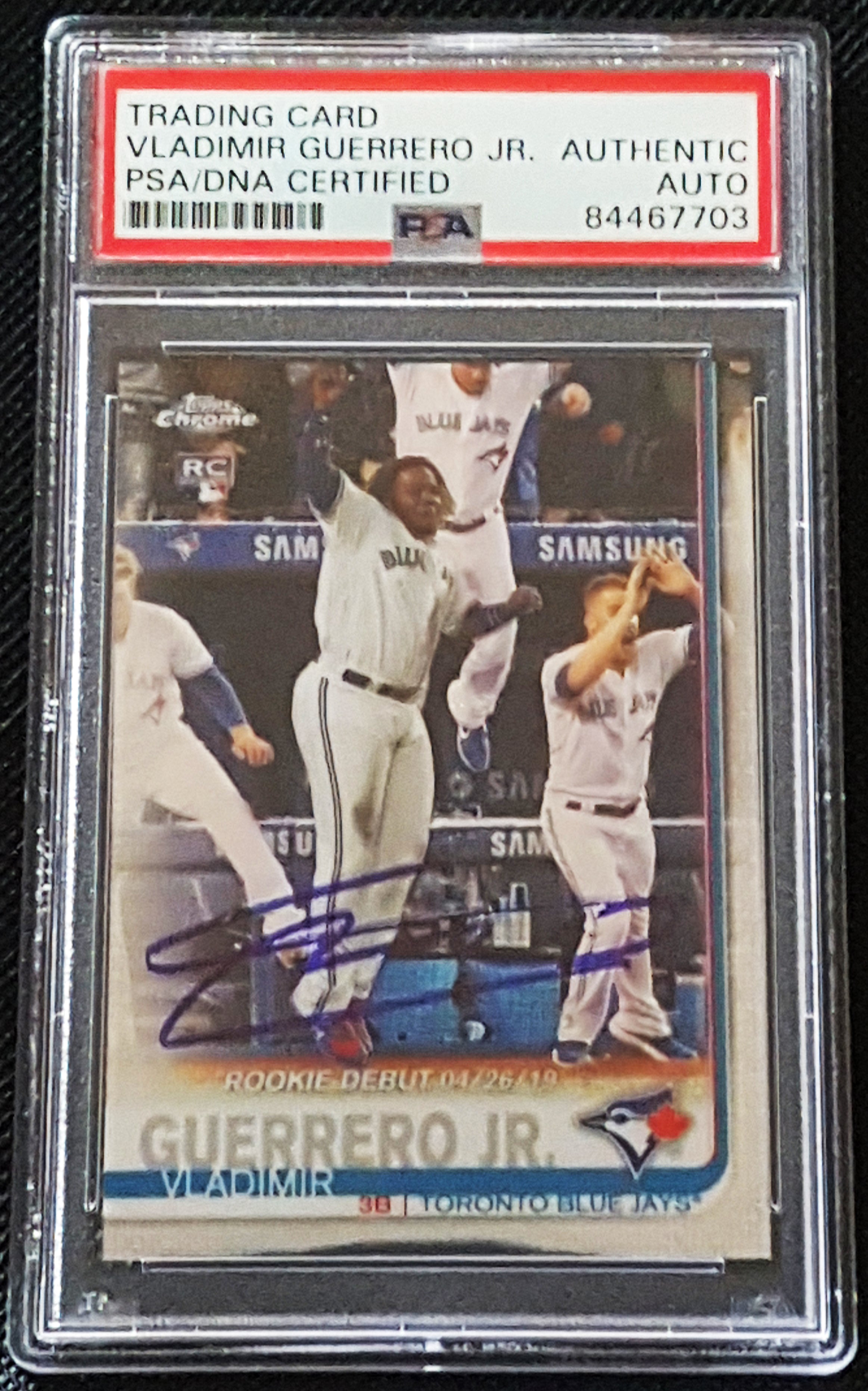 Vladimir Guerrero Jr 2020 Topps Autographed Card #182- PSA/DNA