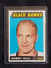 Load image into Gallery viewer, 1965 Topps Hockey Bobby Hull #59 Exmt+

